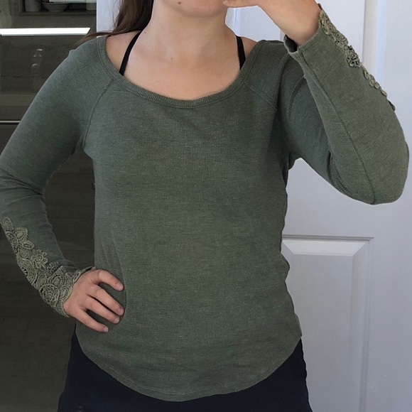 American Eagle Outfitters Tops - American Eagle Off the Shoulder Olive Long Sleeve
